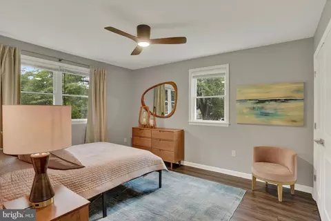 Bedroom - 225 E Glenn Rd, Hershey, PA 17033 photo 1 of 4