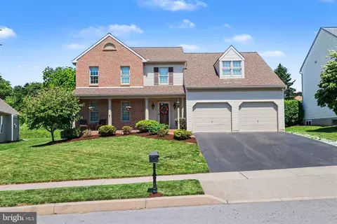 162 Jacobs Creek Dr, Hershey, PA 17033