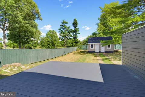 Exterior - 432-434 E Derry Rd, Hershey, PA 17033 photo 4 of 16