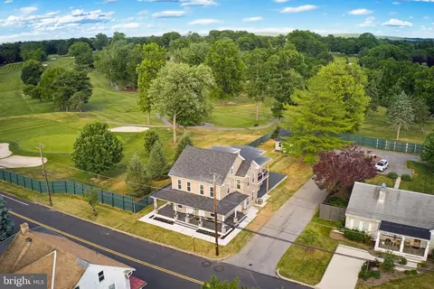 View/Area - 432-434 E Derry Rd, Hershey, PA 17033 photo 2 of 5