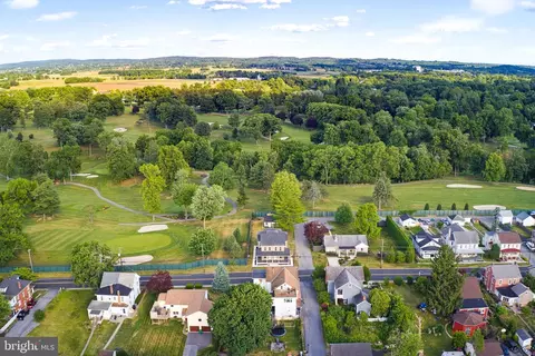 View/Area - 432-434 E Derry Rd, Hershey, PA 17033 photo 4 of 5