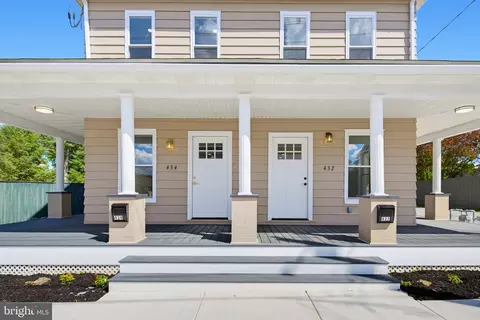 Exterior - 432-434 E Derry Rd, Hershey, PA 17033 photo 6 of 16
