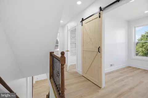 Entry Way - 432-434 E Derry Rd, Hershey, PA 17033 photo 1 of 13