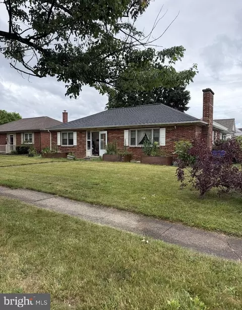 7050 Jefferson St, Harrisburg, PA 17111