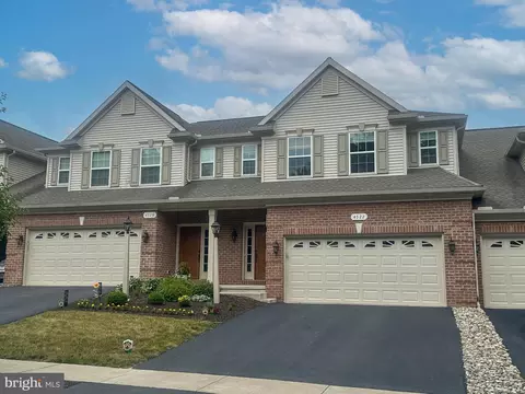 4522 Laurelwood Dr, Harrisburg, PA 17110