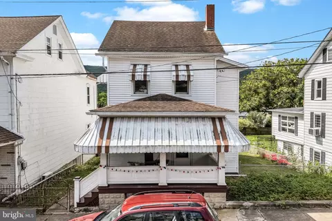 404 Julian St, Williamstown, PA 17098