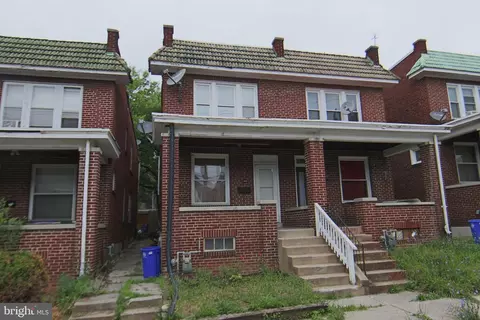 1804 Holly St, Harrisburg, PA 17104