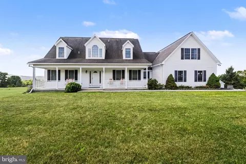 30 Mini Dr, Halifax, PA 17032