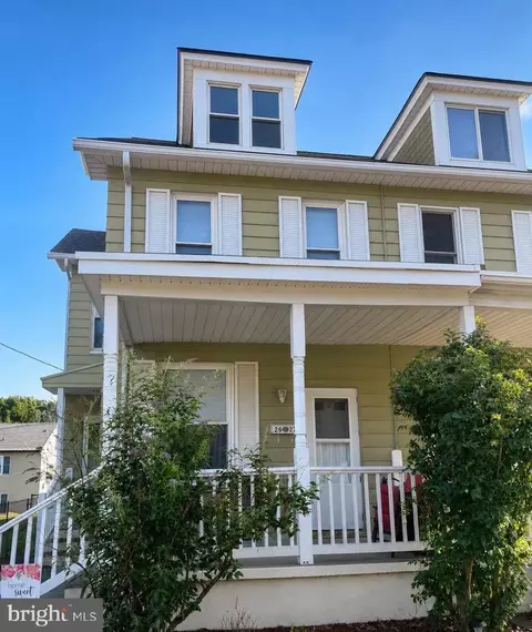 2627 S 3rd St, Steelton, PA 17113