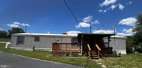 221 Eby Ln, Middletown, PA 17057