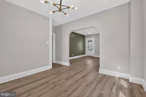 Entry Way - 416 E Derry Rd, Hershey, PA 17033 photo 6 of 11