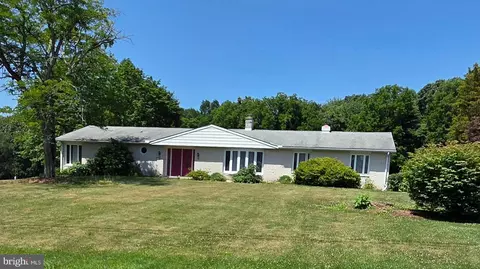 282 Dividing Ridge Rd, Halifax, PA 17032