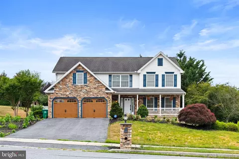 6507 Liptak Dr, Harrisburg, PA 17112