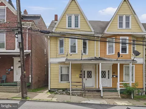 322 Pine St, Steelton, PA 17113