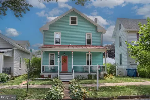 129 Poplar Ave, Hummelstown, PA 17036
