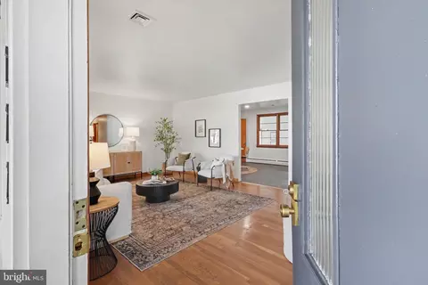 Entry Way - 222 Robin Rd, Hershey, PA 17033 photo 1 of 3