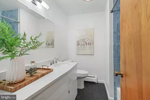 Bath - 222 Robin Rd, Hershey, PA 17033 photo 2 of 2