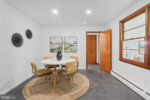Dining - 222 Robin Rd, Hershey, PA 17033 photo 1 of 2