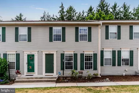 580 Benton Ct, Harrisburg, PA 17112