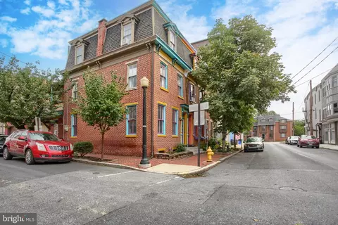 268 Cumberland St, Harrisburg, PA 17102