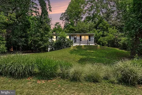 1241 Riverview Rd, Dauphin, PA 17018