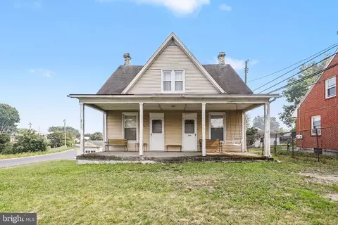 4001 Locust Ln, Harrisburg, PA 17109