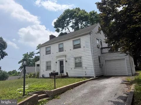 317 Fox St, Harrisburg, PA 17109
