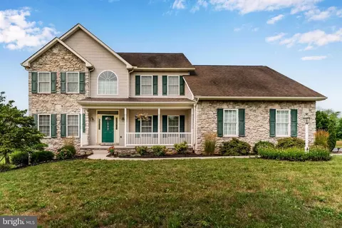 410 Pheasant Rd, Hummelstown, PA 17036