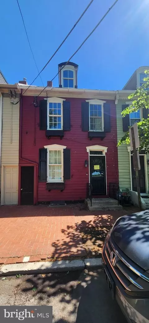623 S Front St, Harrisburg, PA 17104
