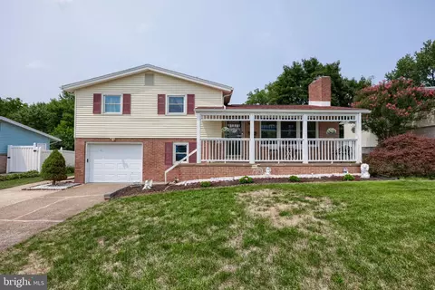 4508 Coventry Rd, Harrisburg, PA 17109