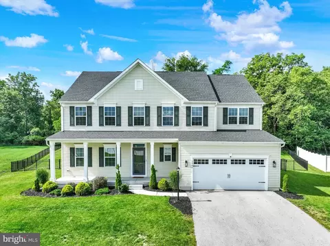 3946 Secretariat St, Harrisburg, PA 17112