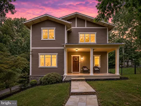4619 Goose Valley Rd, Harrisburg, PA 17112