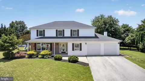 1704 Breckenridge Dr, Harrisburg, PA 17112