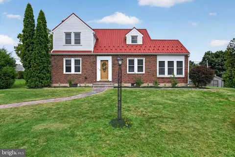 111 E Main St, Elizabethville, PA 17023