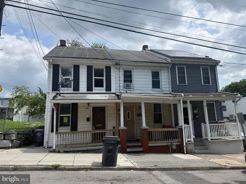 312 Lincoln St, Steelton, PA 17113