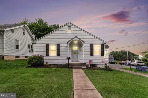 52 S 43rd St S, Harrisburg, PA 17111