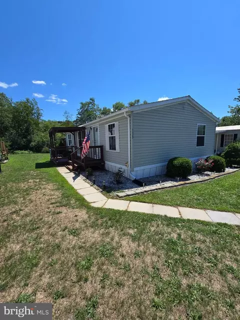 203 Houston Dr, Grantville, PA 17028
