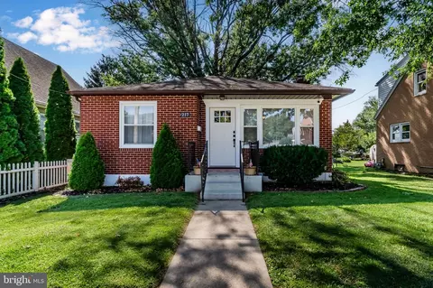 217 Hoffer St, Middletown, PA 17057