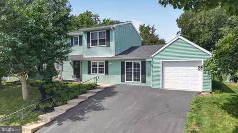 7738 Farmdale Ave, Harrisburg, PA 17112