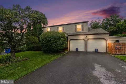 434 Hivner Rd, Harrisburg, PA 17111