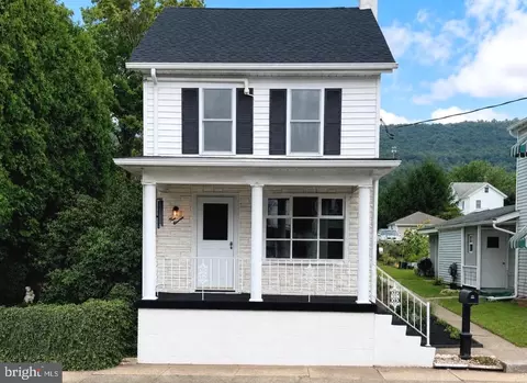 411 Julian St, Williamstown, PA 17098
