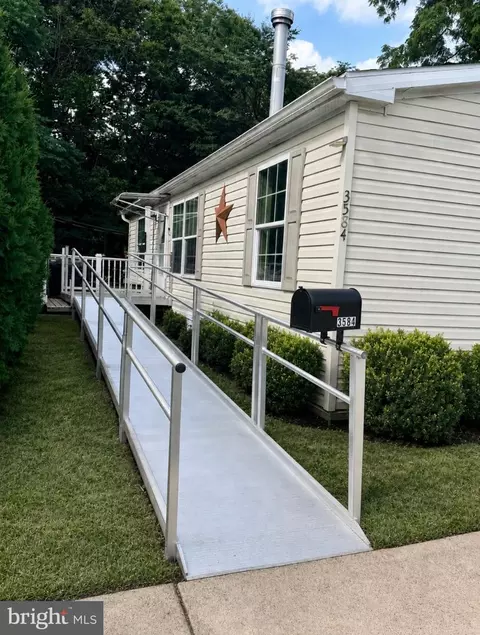 3584 Mobile Rd, Harrisburg, PA 17109