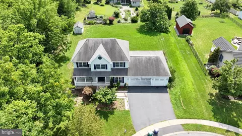 6312 Aston Ct, Harrisburg, PA 17111