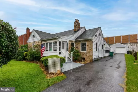 210 S Arlington Ave, Harrisburg, PA 17109