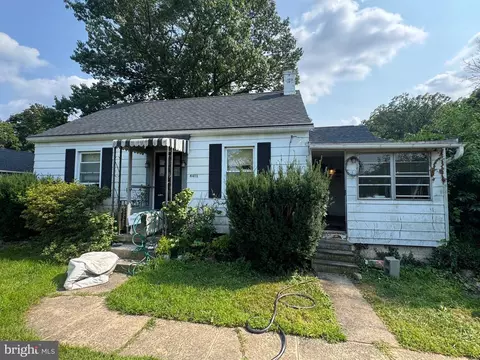 4401 Locust Ln, Harrisburg, PA 17109