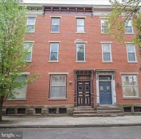 1726 Penn St, Harrisburg, PA 17102