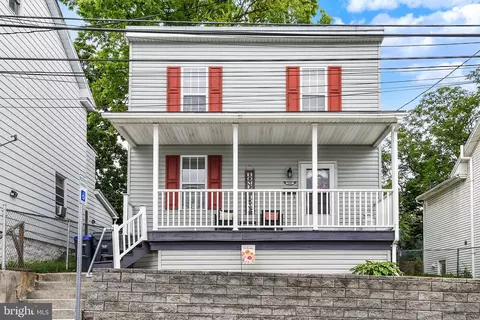 336 Bessemer St, Steelton, PA 17113