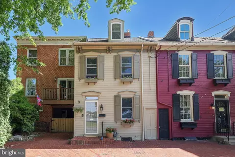 621 S Front St, Harrisburg, PA 17104
