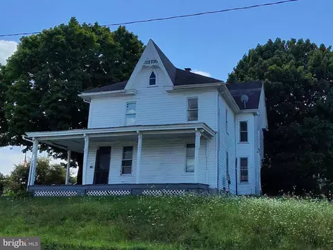 255 W Market St, Pillow, PA 17080