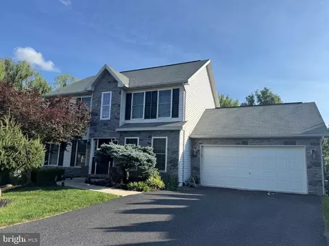1863 Bradley Dr, Harrisburg, PA 17110
